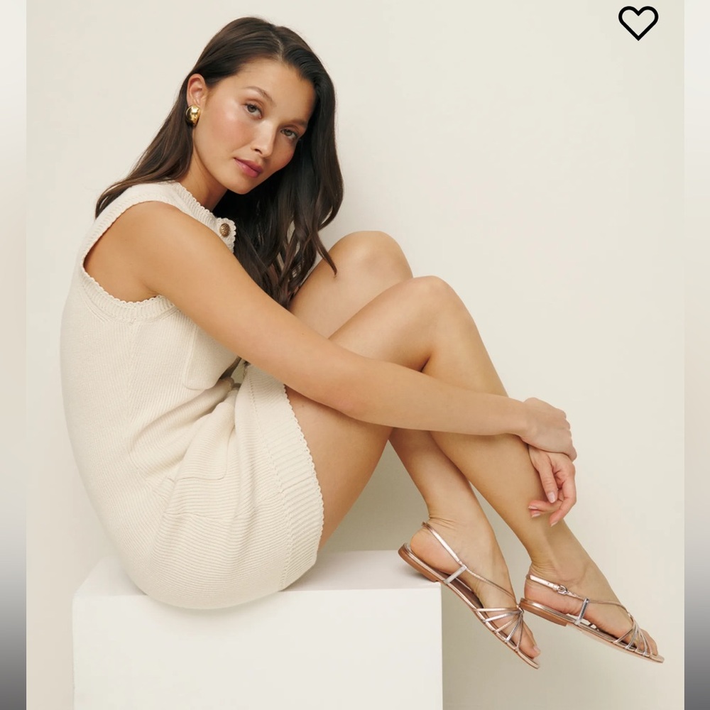 Reformation Milligan Flat Sandal in Gold Silver/ Size 9